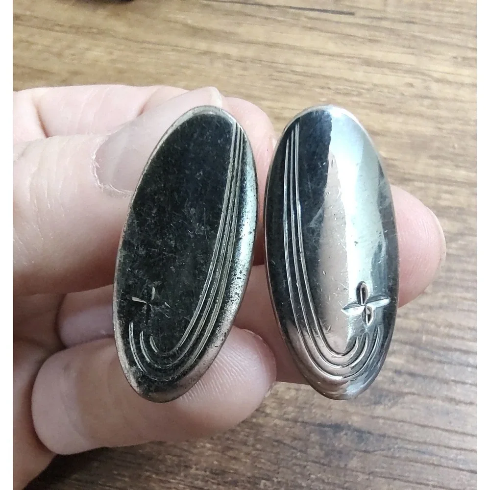 Vintage Silver Tone Men's Cuff Links Oval Atomic Star J225